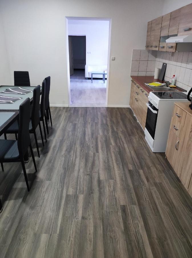 Apartmány HAVLÍČKOVA Česká Lípa Exterior foto