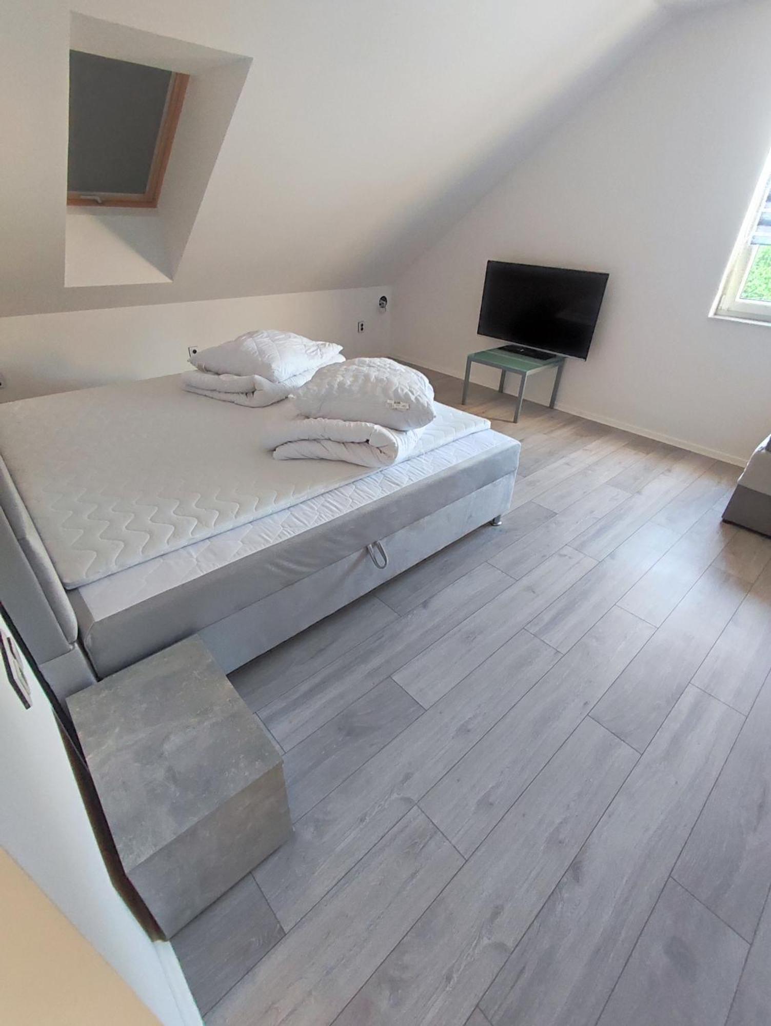 Apartmány HAVLÍČKOVA Česká Lípa Exterior foto